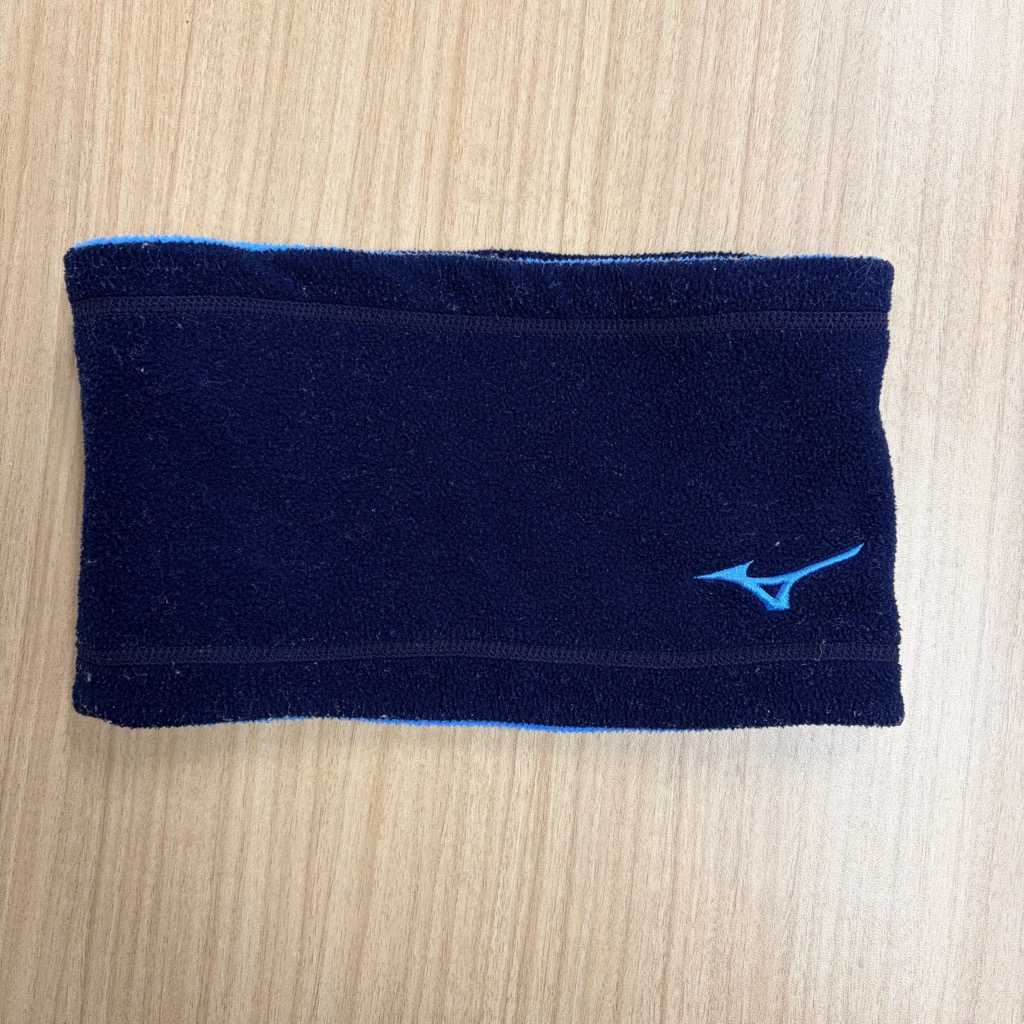 紺色ネックウォーマー