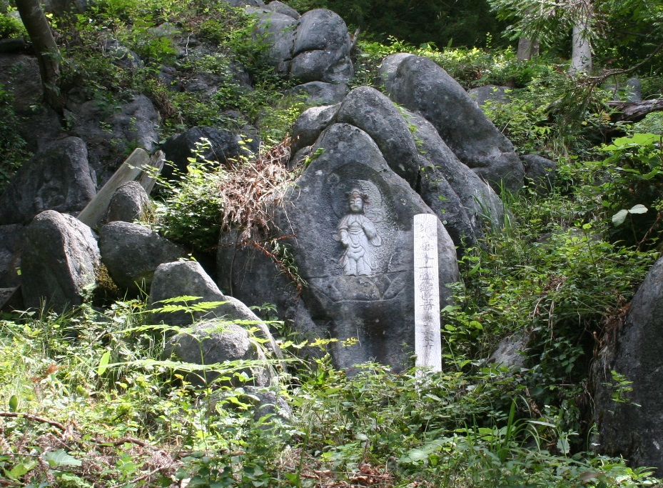 特（生涯学習課）入水三十三観音（正面トリミングして）