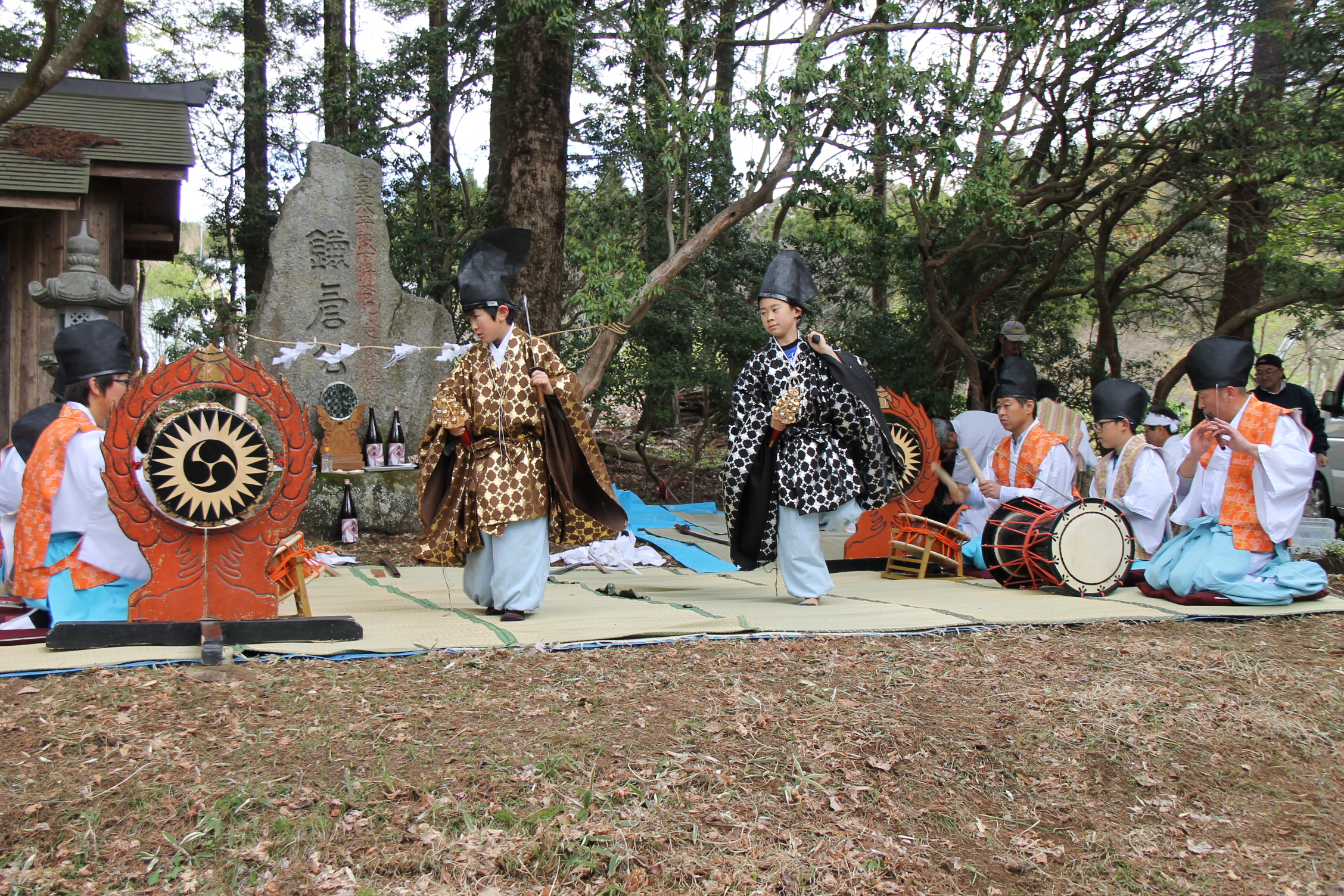 特（生涯学習課）山根の太々神楽.JPG