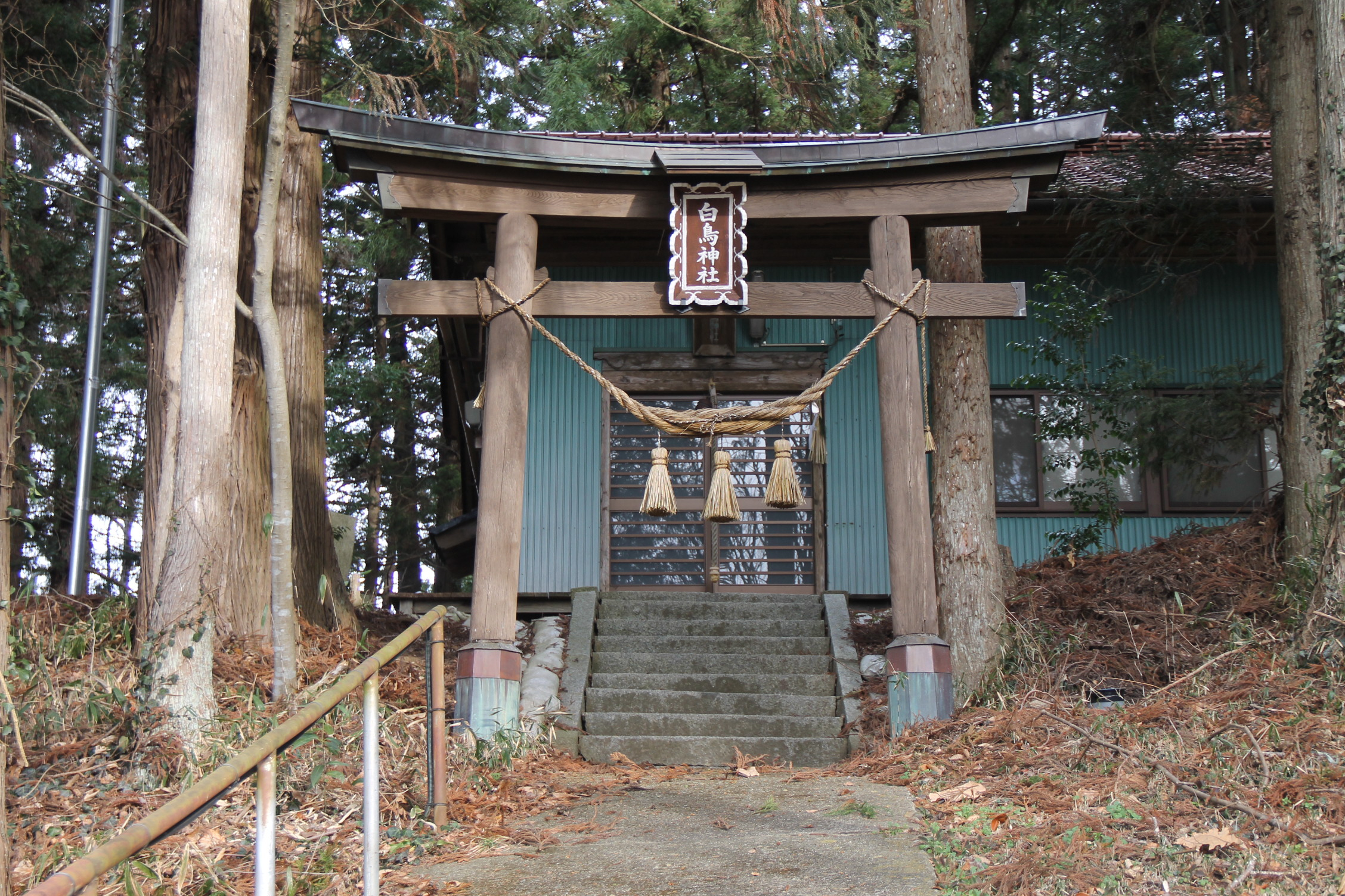 特（生涯学習課）文化財連載_坂上田村麻呂②_写真②白鳥神社（大越）