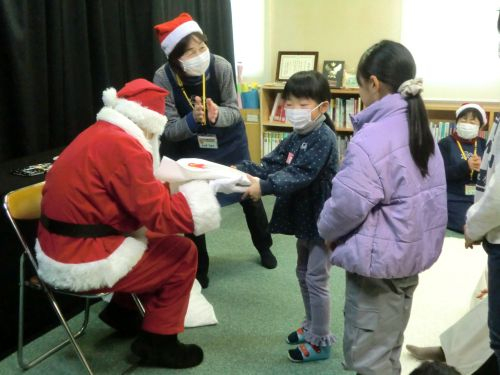 ⑧プレゼントお渡し